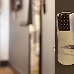 B&B Hotel Nyon 3*