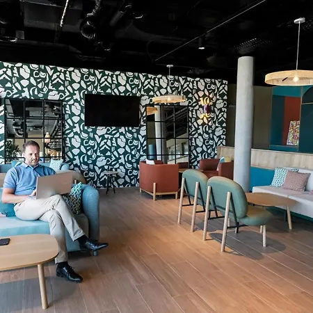 Hotel B&B Hotel Nyon