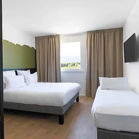 فندق B&B Hotel Nyon