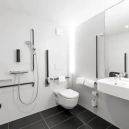 Hotel B&B Hotel Nyon 3*