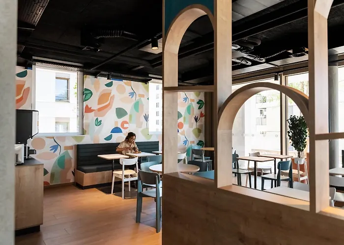 B&B Hotel Nyon Hotel