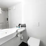 B&B Hotel Nyon ホテル